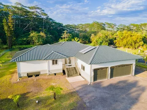 17-241 Ipuaiwaha St, Keaau, HI 96749