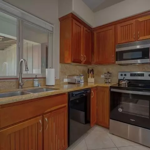68-1376 S Pauoa Rd #D22, Kamuela, HI 96743