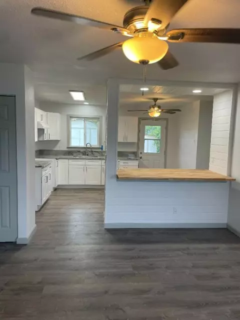 790 Kaumana Dr # -C, Hilo, HI 96720