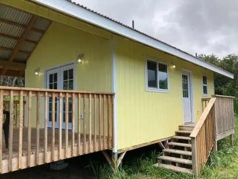 94-6324 Mauka St, Naalehu, HI 96772