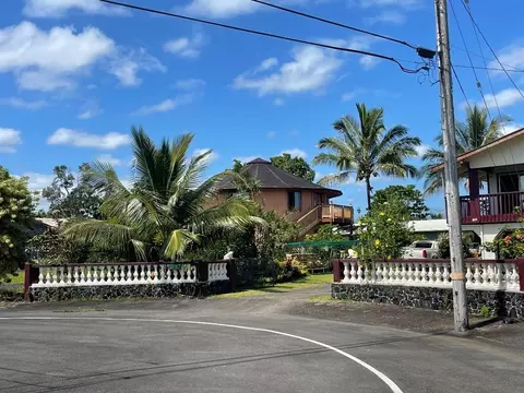 View/Area - 126 W Kinai Pl, Hilo, HI 96720 photo 1 of 5