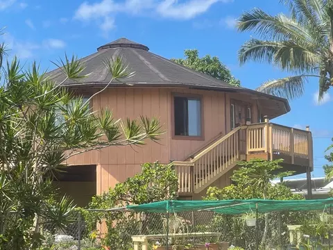Exterior - 126 W Kinai Pl, Hilo, HI 96720 photo 1 of 13