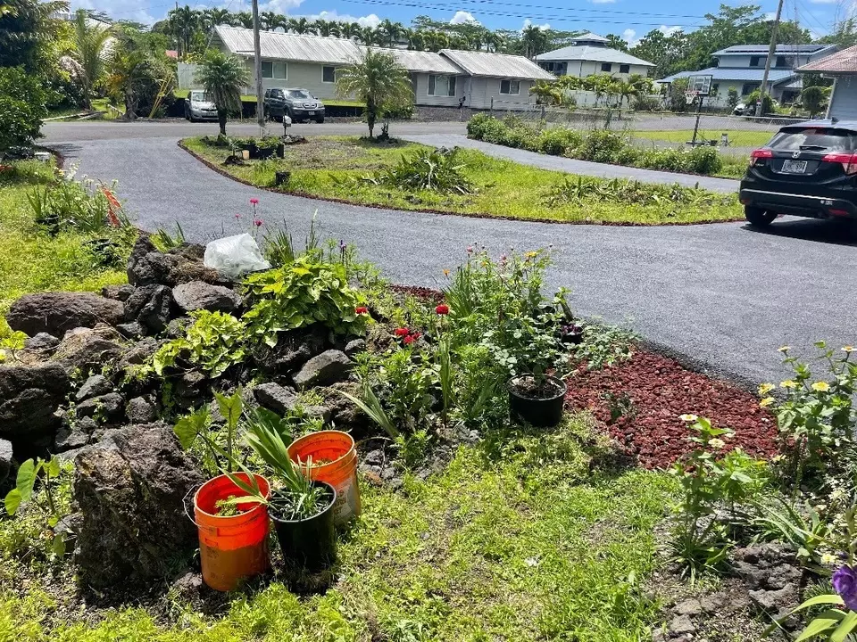 Exterior - 126 W Kinai Pl, Hilo, HI 96720 photo 4 of 13