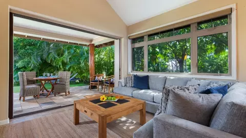 68-1122 N Kaniku Dr #102-  45/2, Kamuela, HI 96743