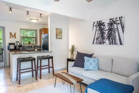 75-180 Alakai St #105, Kailua Kona, HI 96740