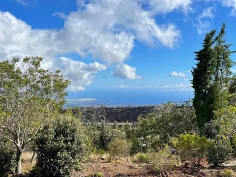 92-8411 King Kalakaua Ln, Ocean View, HI 96737