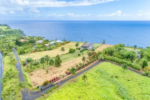 Hawaii Belt Highway, Ninole, HI 96773