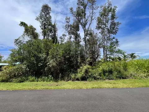 S Ina St, Pahoa, HI 96778