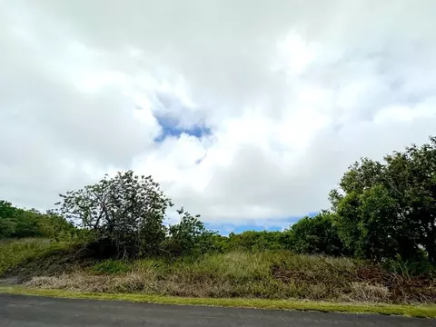 Kai Holo Pl, Naalehu, HI 96772