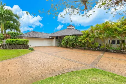 4451 Emmalani Dr, Princeville, HI 96722