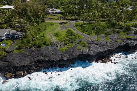 15-1821 Beach Rd, Keaau, HI 96749