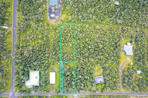 Anuhea St, Volcano, HI 96785