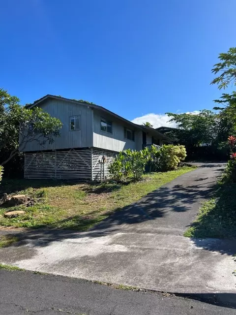 75-5781 Kakalina St, Kailua Kona, HI 96740