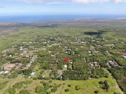 94-9312 Mauka St, Naalehu, HI 96772