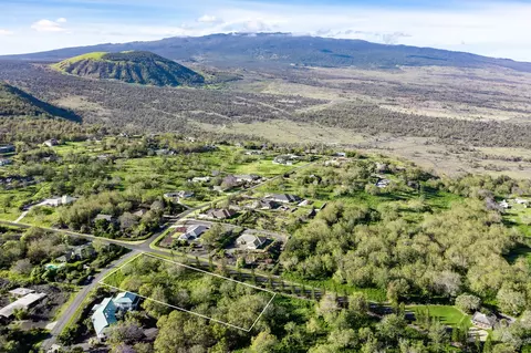 51 Puu Kamanu Ln, Kailua Kona, HI 96740