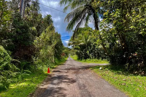 Aloha Rd, Pahoa, HI 96778