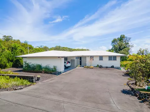 50 Pakalana Pl, Hilo, HI 96720