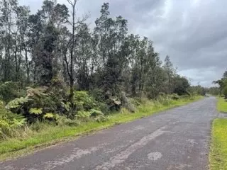 Pa Alii St, Volcano, HI 96785