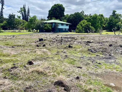 537 Kehaulani St, Hilo, HI 96720