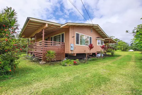 16-1956 Keaau Pahoa Rd, Keaau, HI 96749
