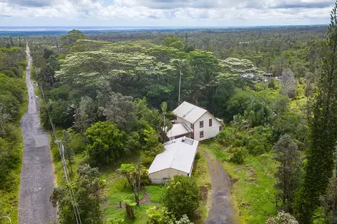 16-751 Poola Rd, Kurtistown, HI 96760
