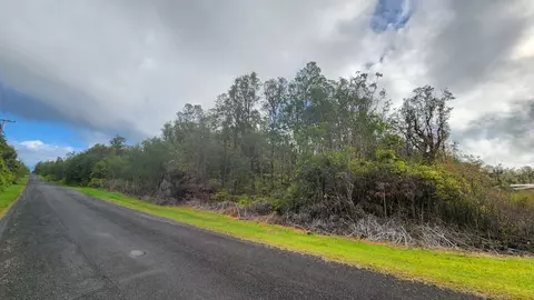 Hibiscus St, Mountain View, HI 96771