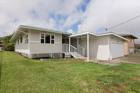 64-427 Waiahu St, Kamuela, HI 96743