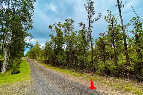 Painui St, Mountain View, HI 96771