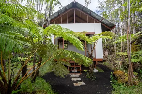 18-4102 Unuhe Rd, Volcano, HI 96785