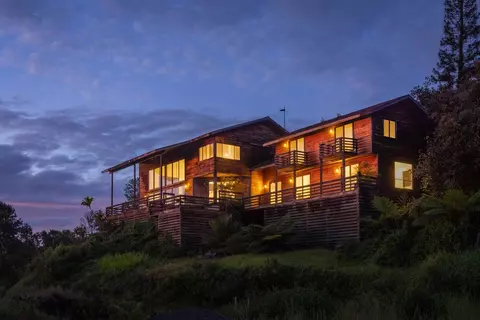 75-1149 Keopu Mauka Dr, Holualoa, HI 96725