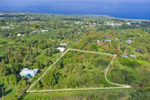Undisclosed, Kealakekua, HI 96750