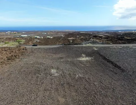 Menehune Dr, Ocean View, HI 96737