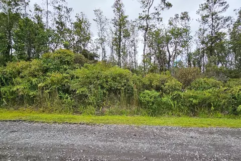 Ohialani Rd, Volcano, HI 96785