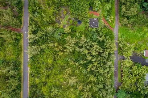 Beach Rd, Keaau, HI 96749