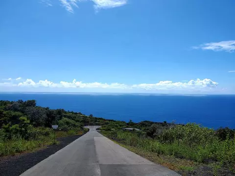 Kukui O Pae Pl, Captain Cook, HI 96704