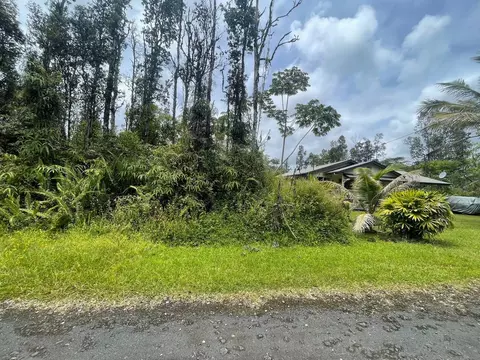 Plumeria Rd, Pahoa, HI 96778