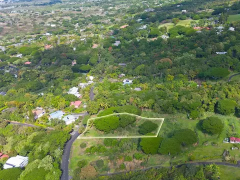 Hualalai Rd, Kailua Kona, HI 96740