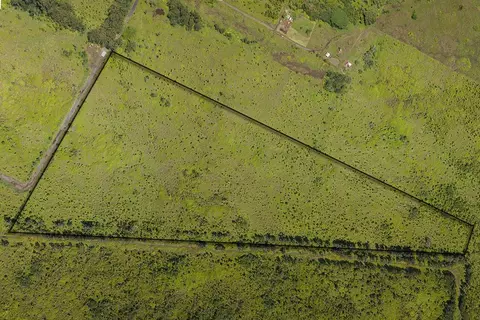 Country Club Rd, Hilo, HI 96720