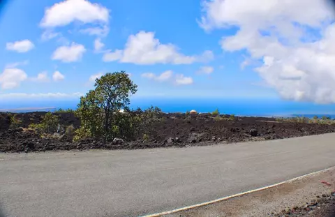 Hukilau Dr, Ocean View, HI 96737