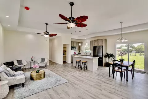 2667 Kilauea Ave, Hilo, HI 96720