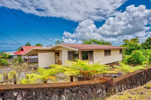 165 Terrace Dr, Hilo, HI 96720