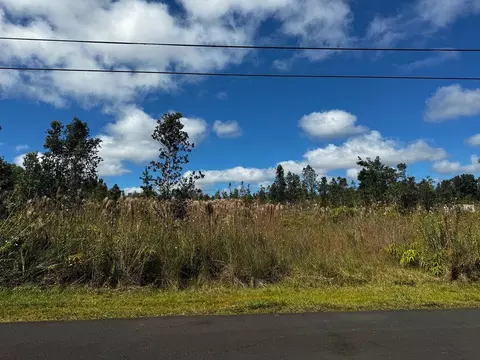 Ohia Ave, Volcano, HI 96785