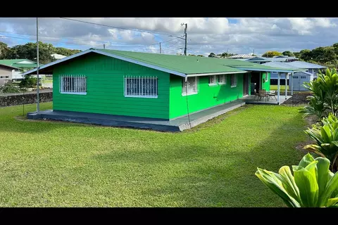 14 Kehaulani St, Hilo, HI 96720