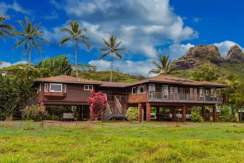 4-4240 Kuhio Hwy #D, Anahola, HI 96703