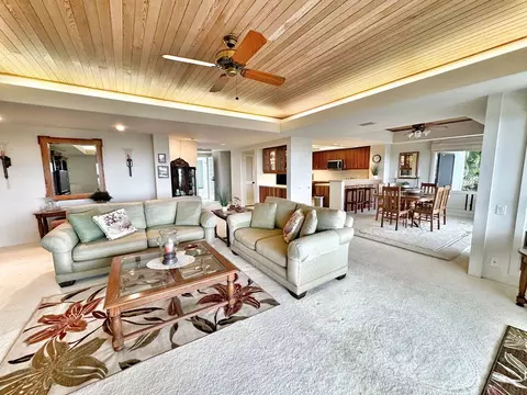 78-7045 Kaluna St #209, Kailua Kona, HI 96740