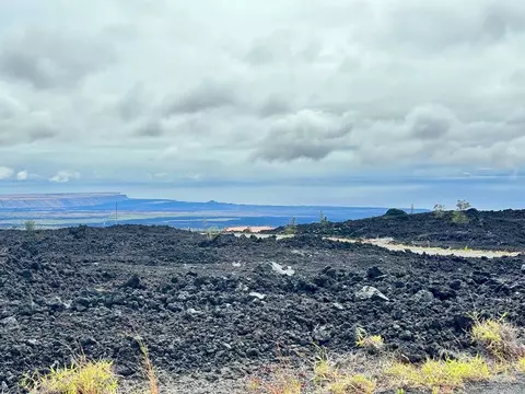 Iwalani Pkwy, Ocean View, HI 96737