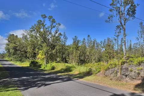 Pikake St, Mountain View, HI 96771