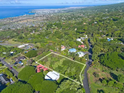 76-808 Hualalai Rd, Kailua Kona, HI 96740