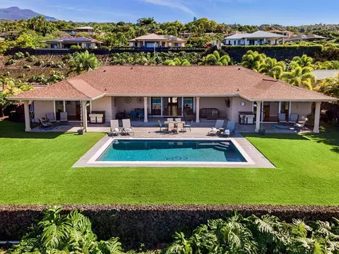 75-668 Pualena St, Kailua Kona, HI 96740