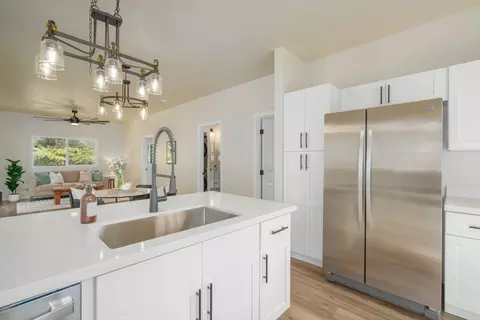 11-1855 Menpachi St, Mountain View, HI 96771